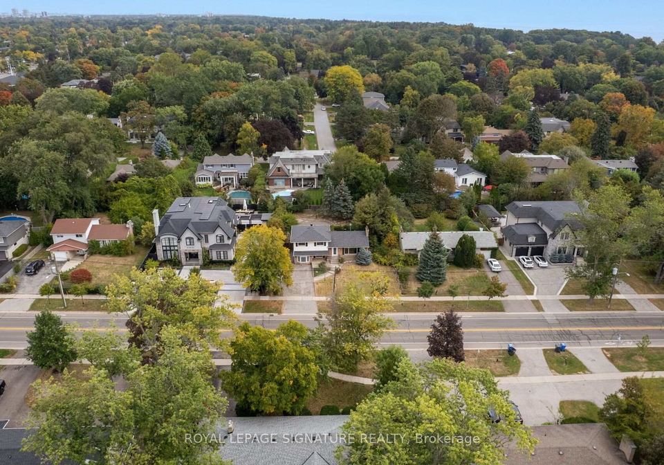 251-third-line-oakville-ontario-w13854874
