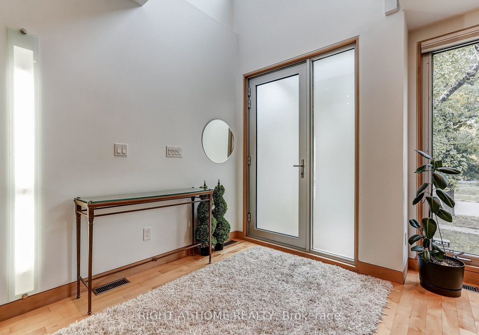 17-ashfield-drive-toronto-etobicoke-ontario-w13855010