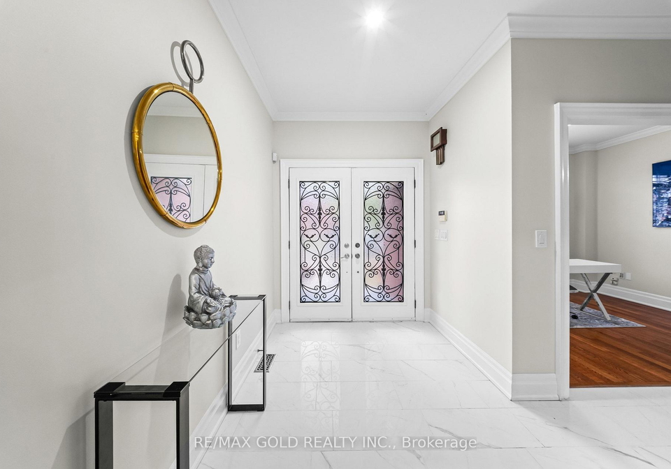 16-regis-circle-brampton-ontario-w13855544