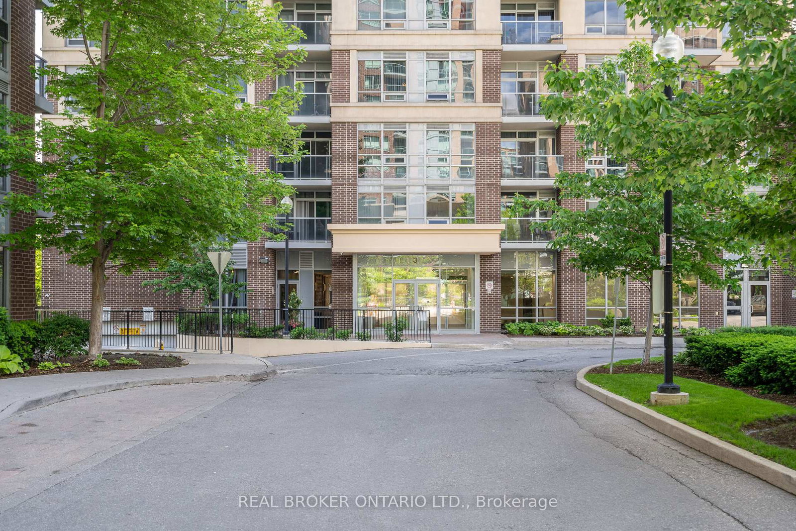 3-michael-power-place-toronto-etobicoke-ontario-w13855562