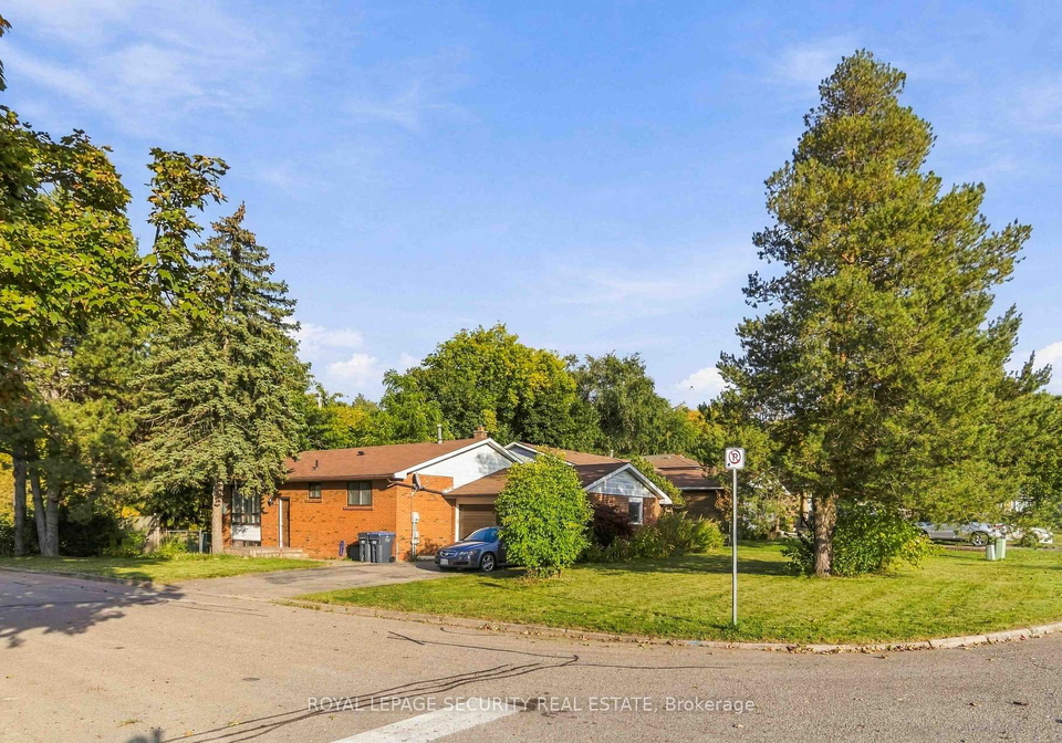 93-connaught-crescent-caledon-ontario-w13855630