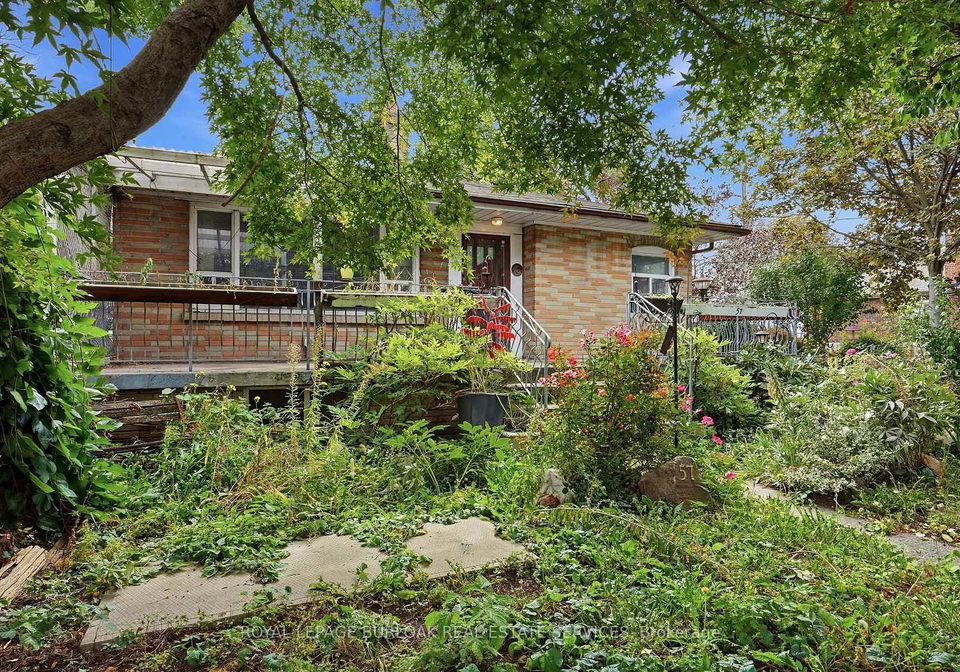 57-lambton-avenue-toronto-north-york-ontario-w13855650
