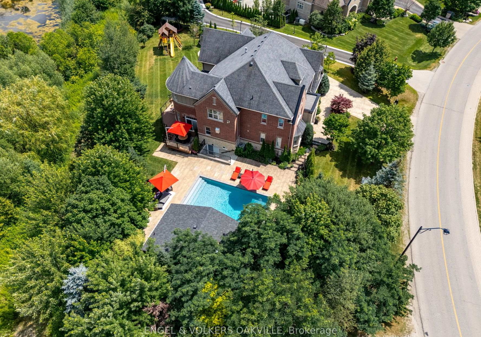 33-barraclough-boulevard-halton-hills-ontario-w13855954