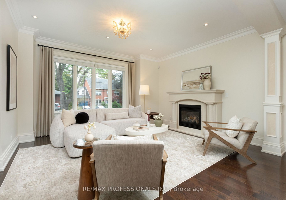18-hillcroft-drive-toronto-etobicoke-ontario-w13856084