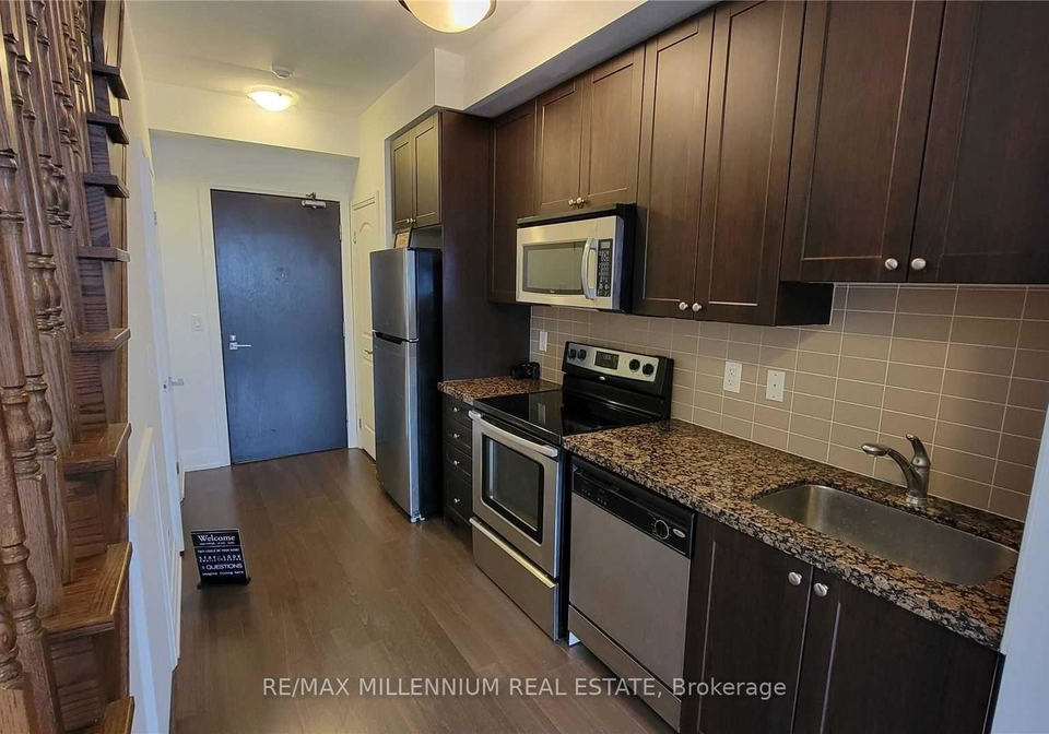 1060-sheppard-avenue-toronto-york-ontario-w13856258