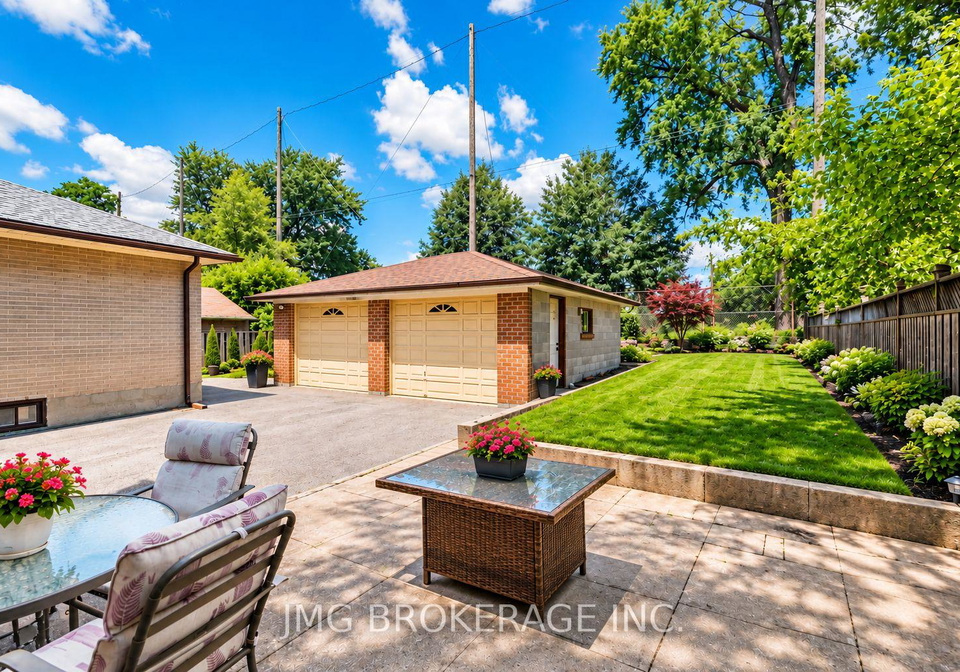 53-foxrun-avenue-toronto-york-ontario-w13856298