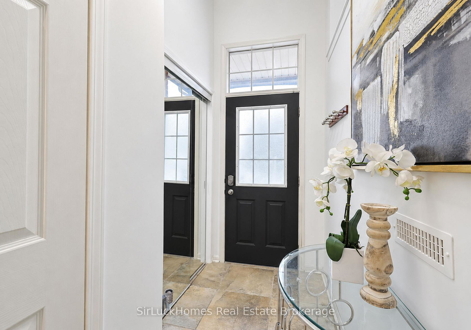 250-richvale-drive-s-brampton-ontario-w13856614