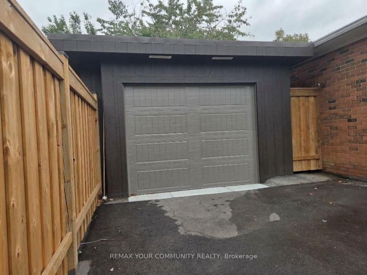 999-caledonia-road-toronto-north-york-ontario-w13856766