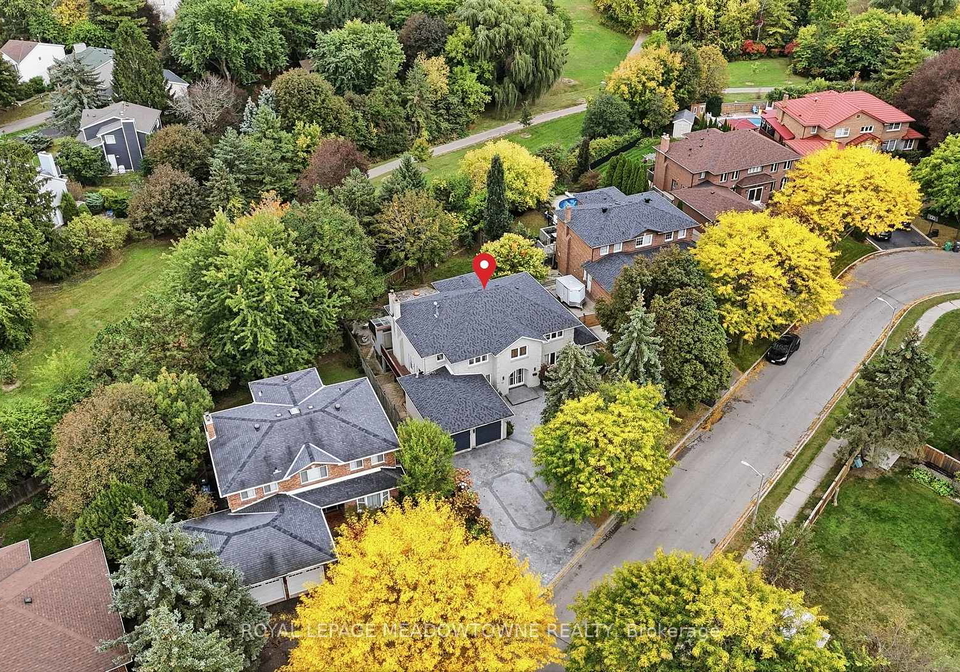 42-dawnridge-trail-brampton-ontario-w13856880