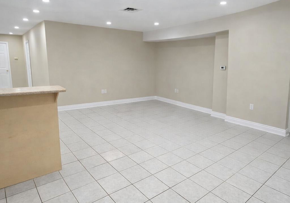 621-dixon-road-toronto-etobicoke-ontario-w13857078