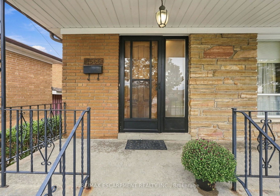 7566-netherwood-road-mississauga-ontario-w13857592