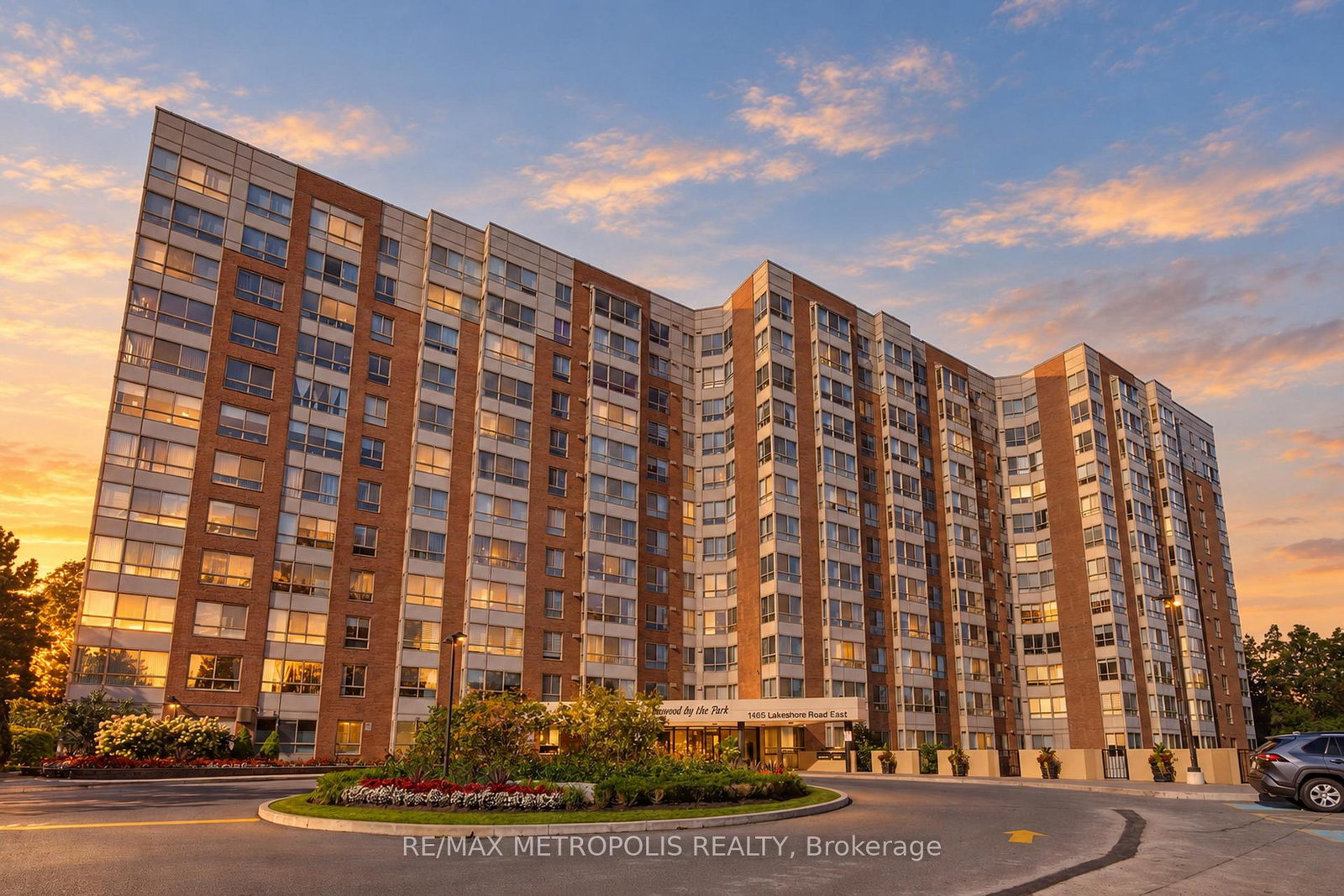 1485-lakeshore-road-e-mississauga-ontario-w13857674
