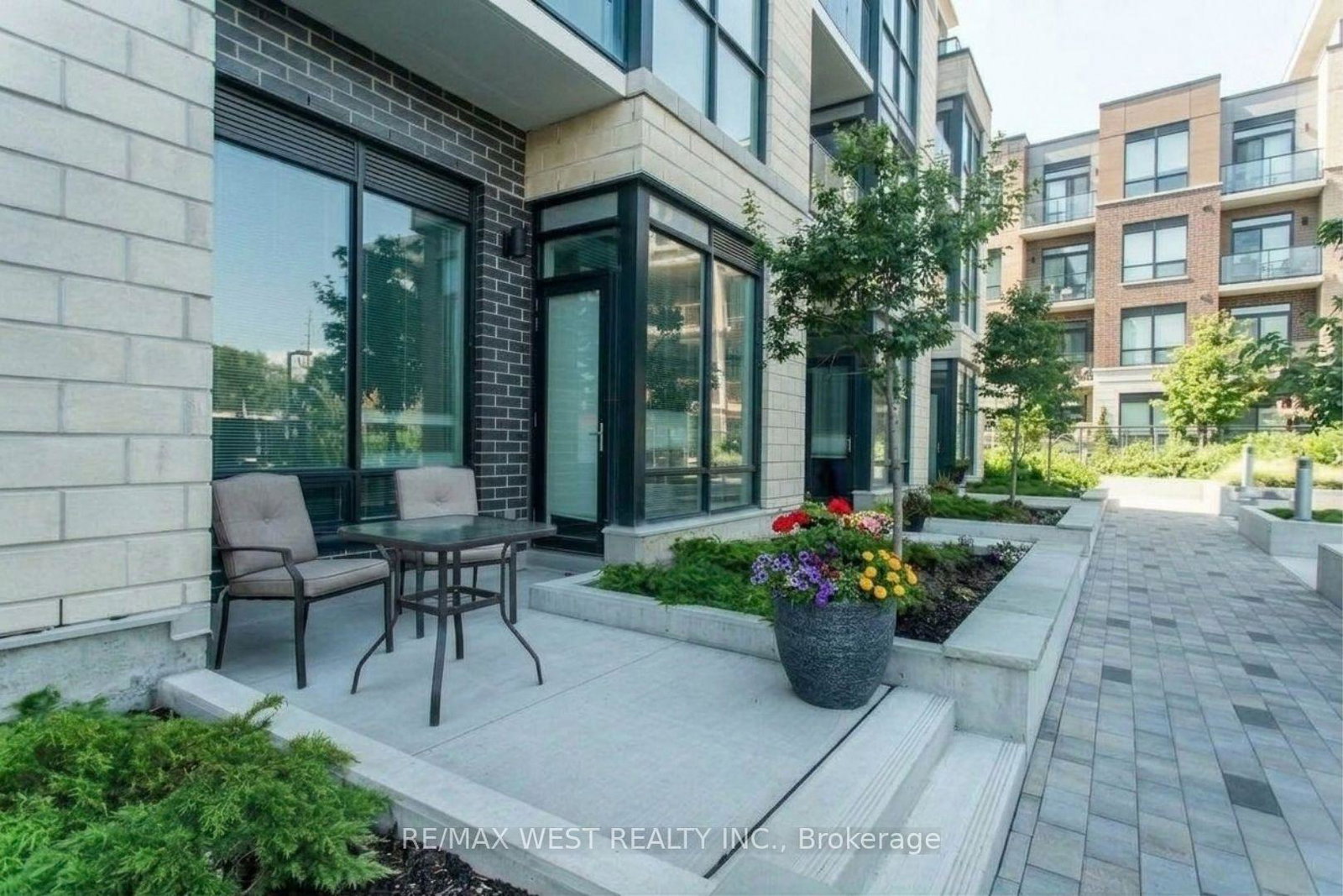 20-thomas-riley-road-toronto-etobicoke-ontario-w13857802