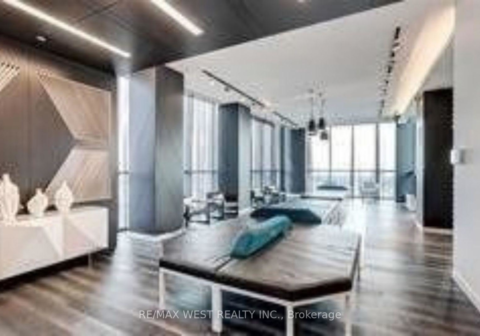 20-thomas-riley-road-toronto-etobicoke-ontario-w13857802
