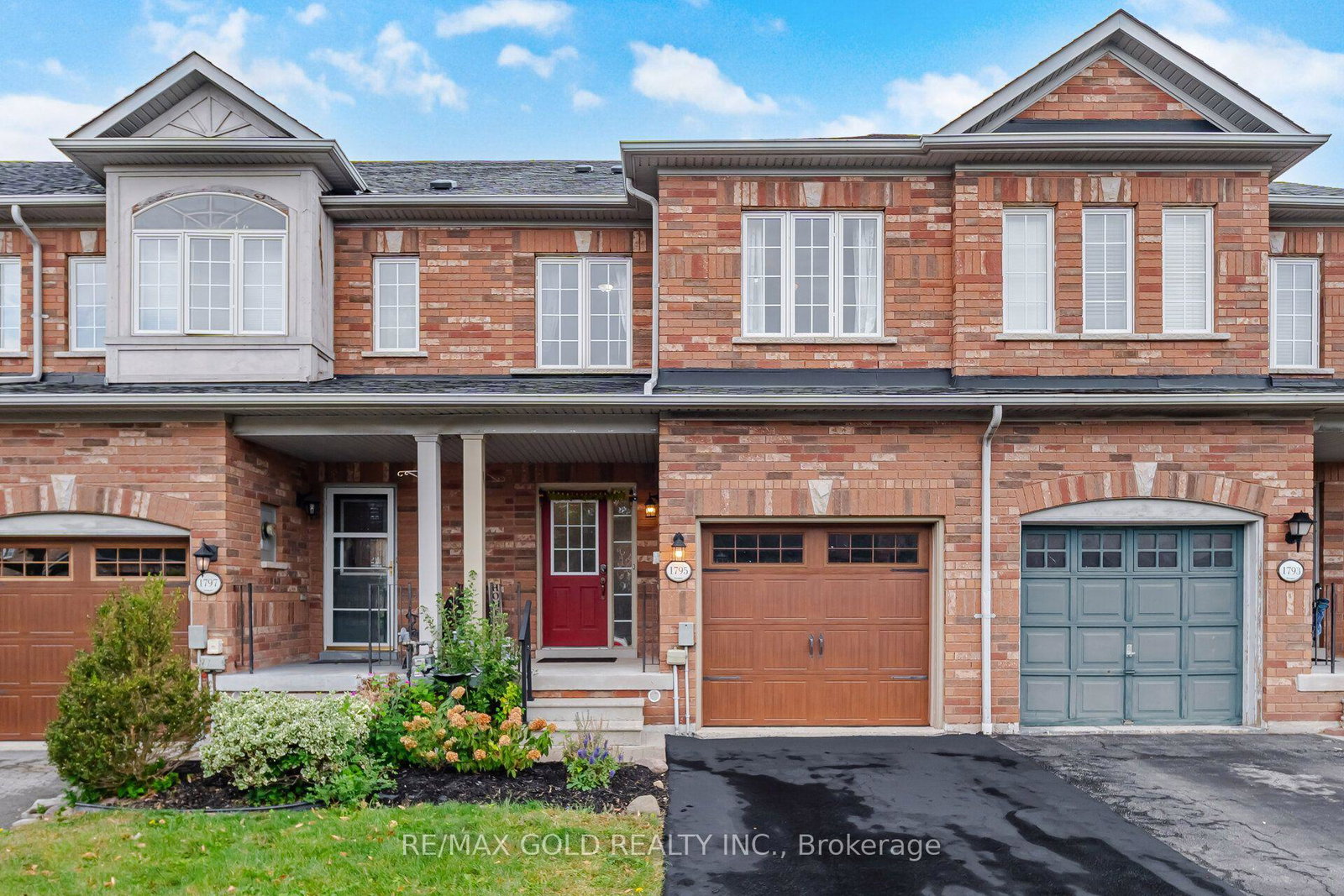 1795-cobra-crescent-burlington-ontario-w13857806