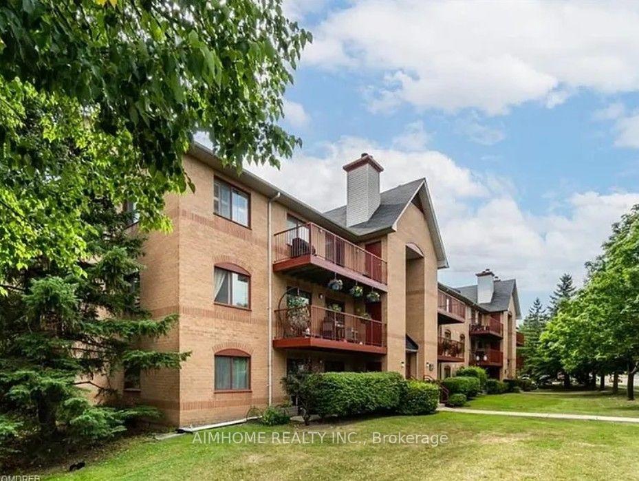 1506-pilgrims-way-oakville-ontario-w13857950