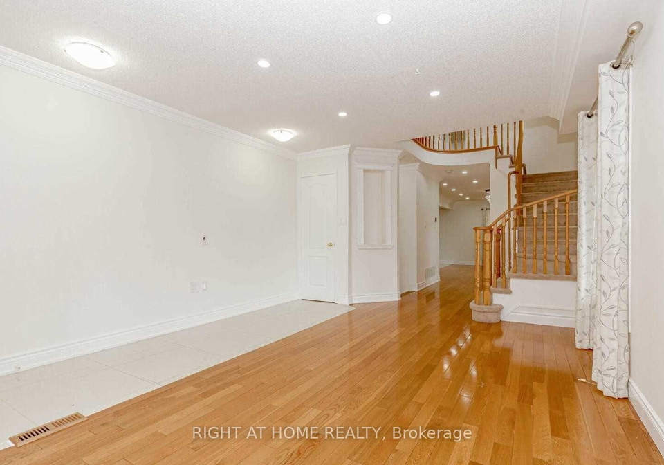 3300-respond-road-mississauga-ontario-w13857968