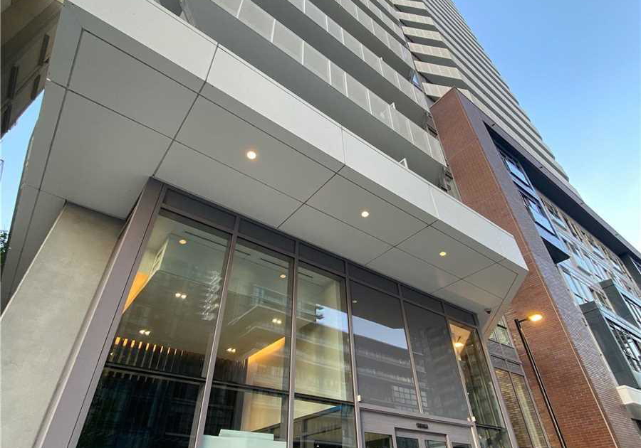 4065-confederation-parkway-mississauga-ontario-w13857976