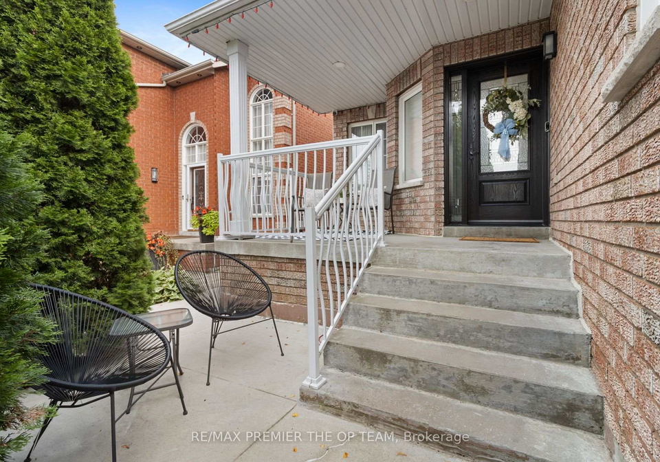5-southbury-manor-drive-caledon-ontario-w13858304