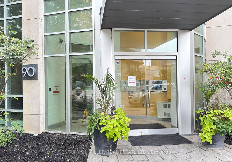 90-absolute-avenue-mississauga-ontario-w13858330
