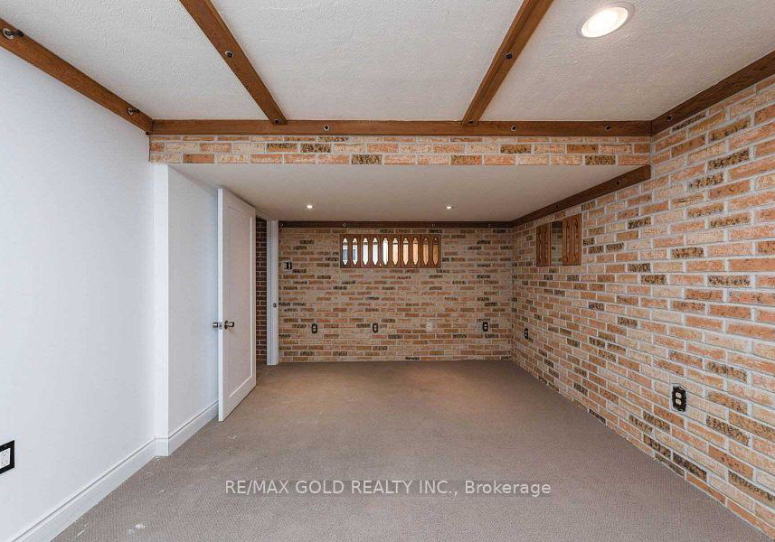 28-devonshire-drive-brampton-ontario-w13858350