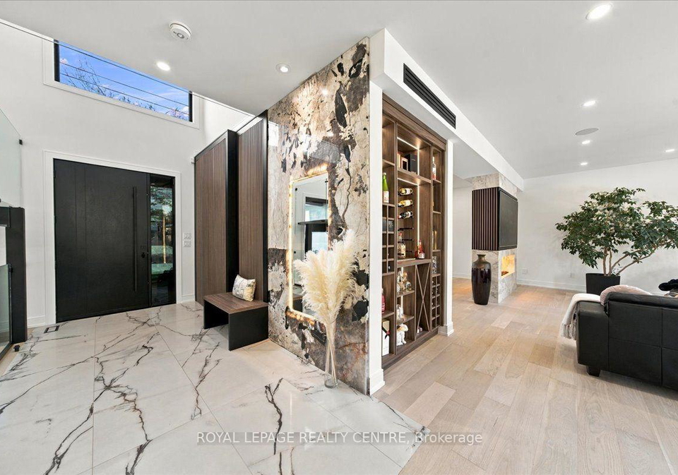 116-elmcrest-road-toronto-etobicoke-ontario-w13858510