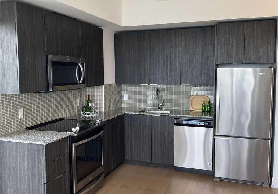 20-shore-breeze-drive-toronto-etobicoke-ontario-w13858712