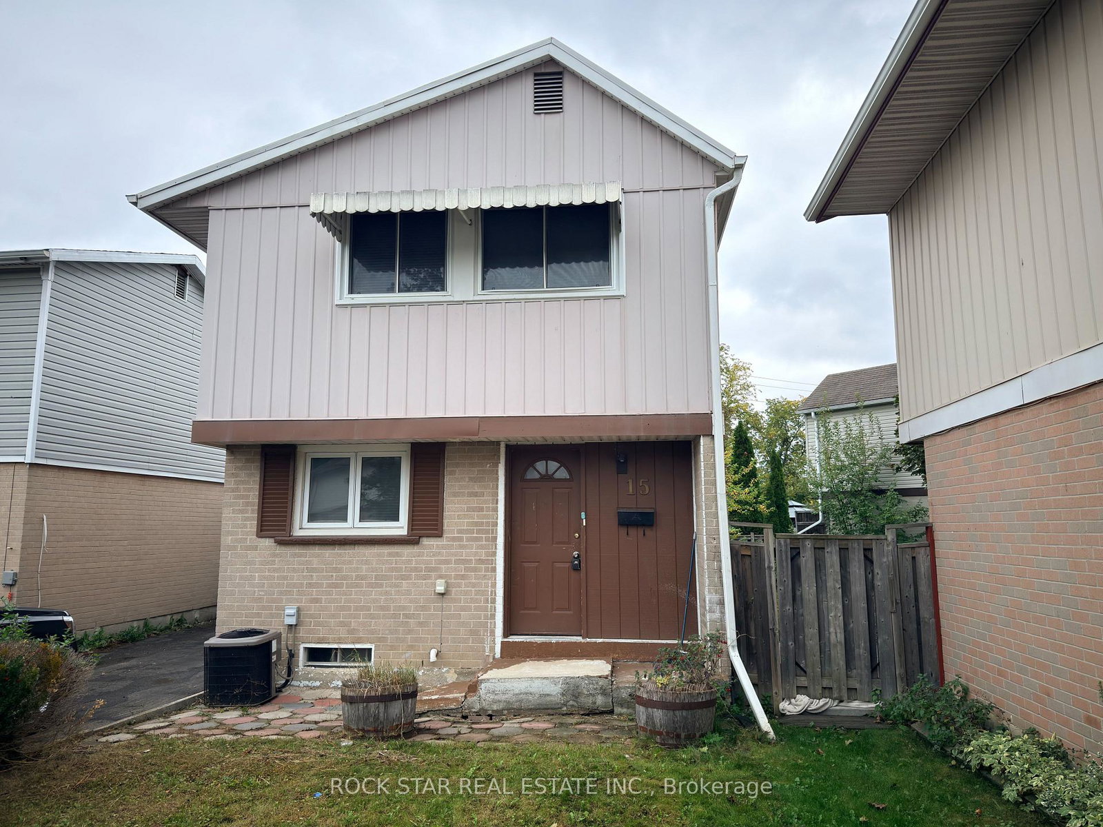 15-hardcastle-court-brampton-ontario-w13858772