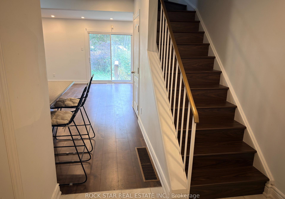 15-hardcastle-court-brampton-ontario-w13858772