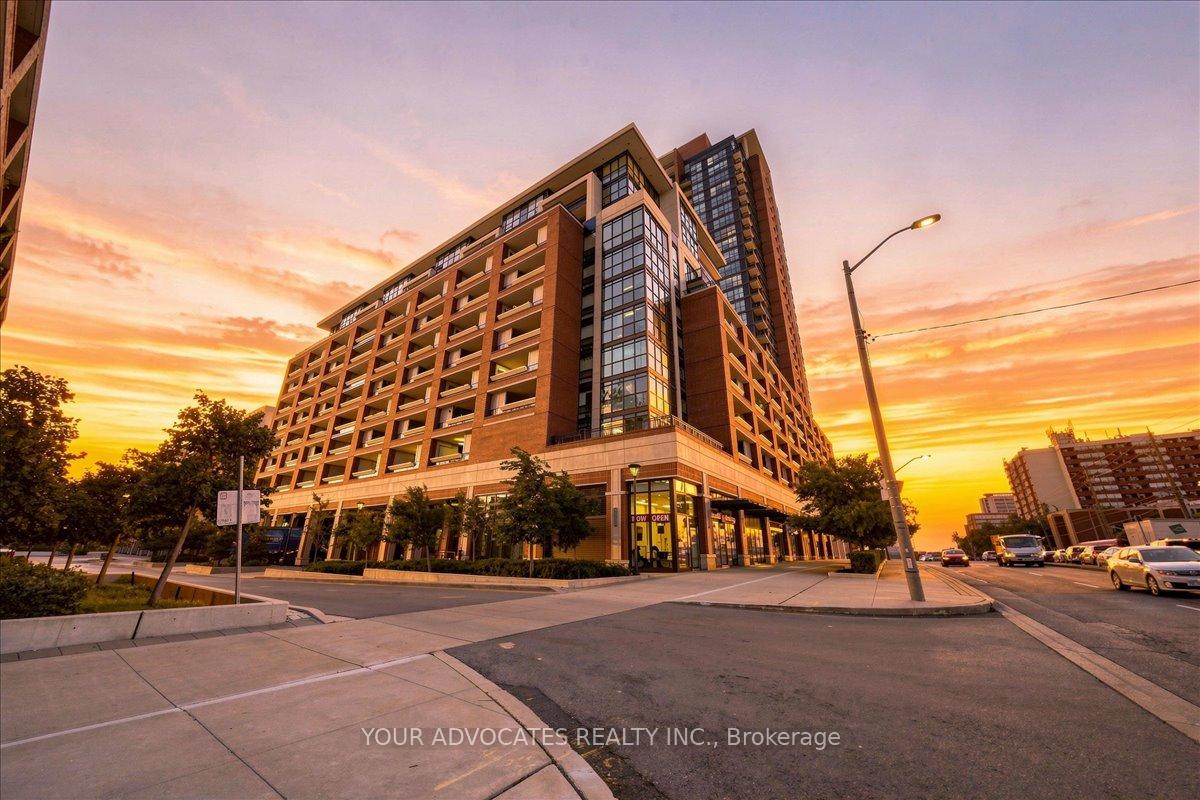 3091-dufferin-street-toronto-north-york-ontario-w13858794