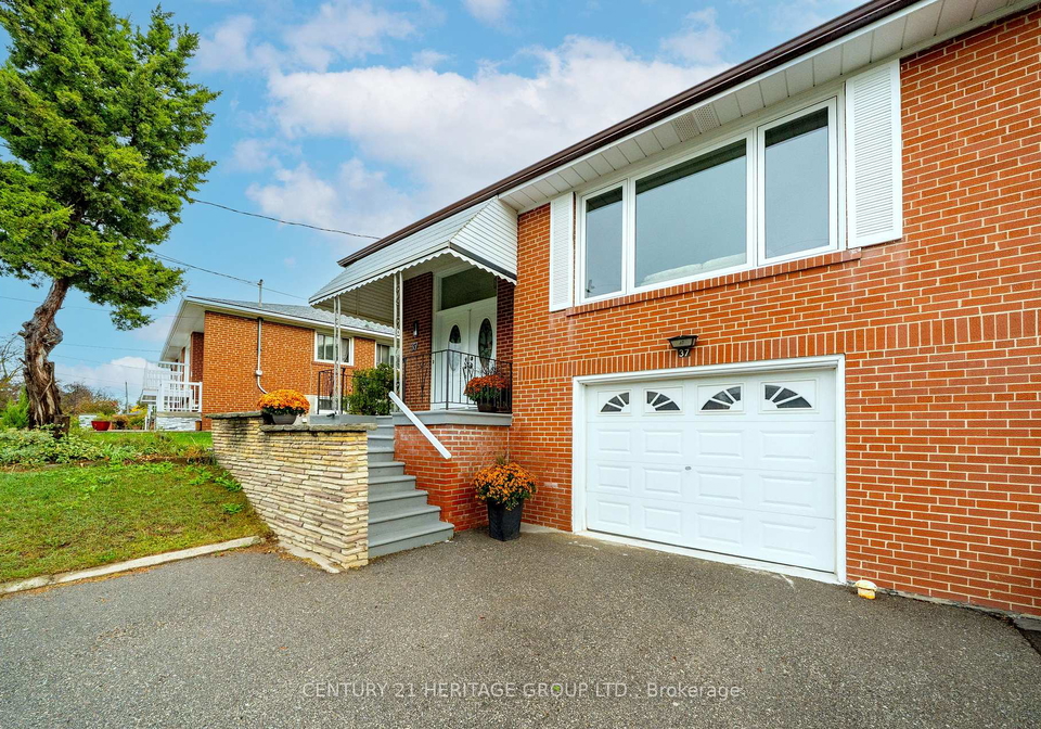 37-gambello-crescent-toronto-york-ontario-w13858912