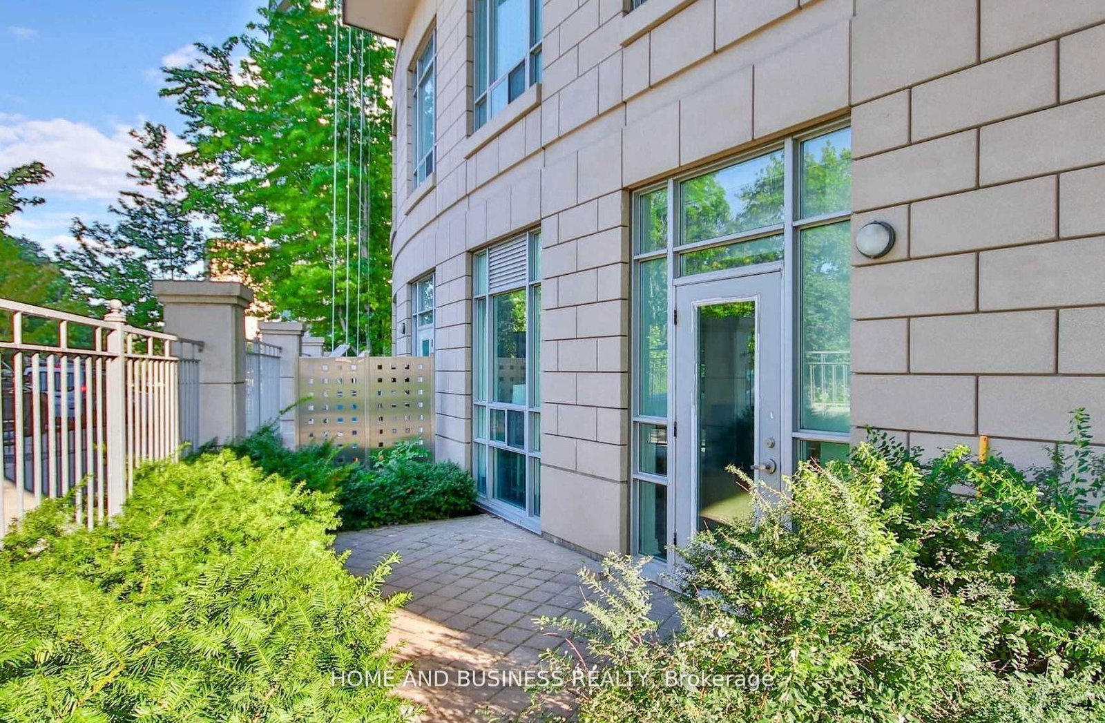 80-absolute-avenue-mississauga-ontario-w13858952