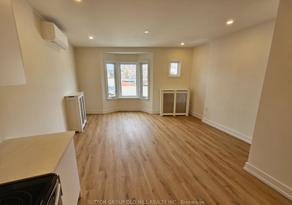 3293-dundas-street-w-toronto-toronto-ontario-w13859332