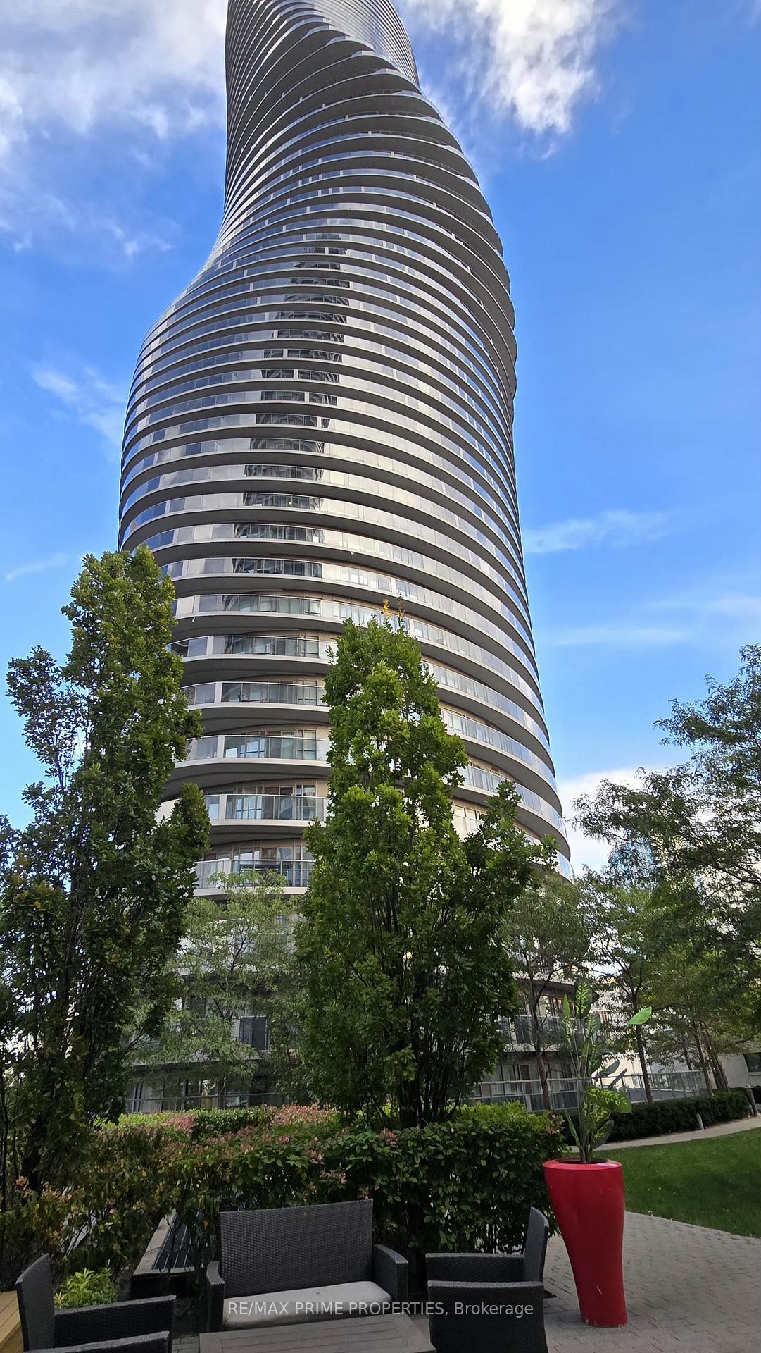 50-absolute-avenue-mississauga-ontario-w13859404