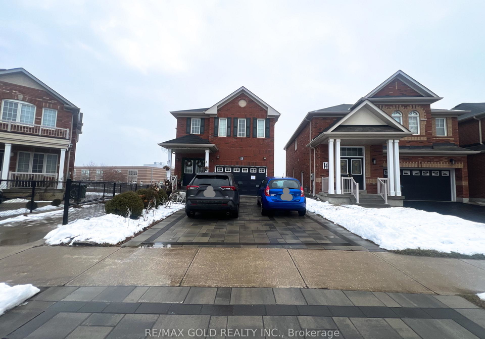 12-lillian-crescent-brampton-ontario-w13859550