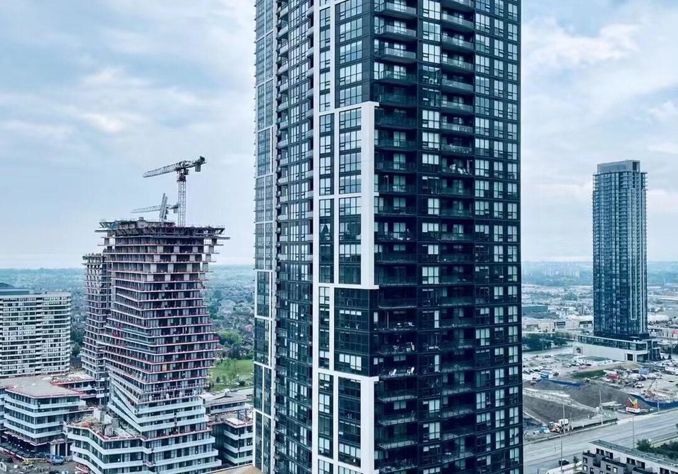4065-confederation-parkway-mississauga-ontario-w13859650