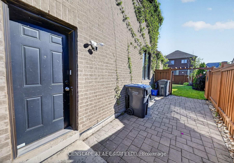 33-andretti-crescent-brampton-ontario-w13859844