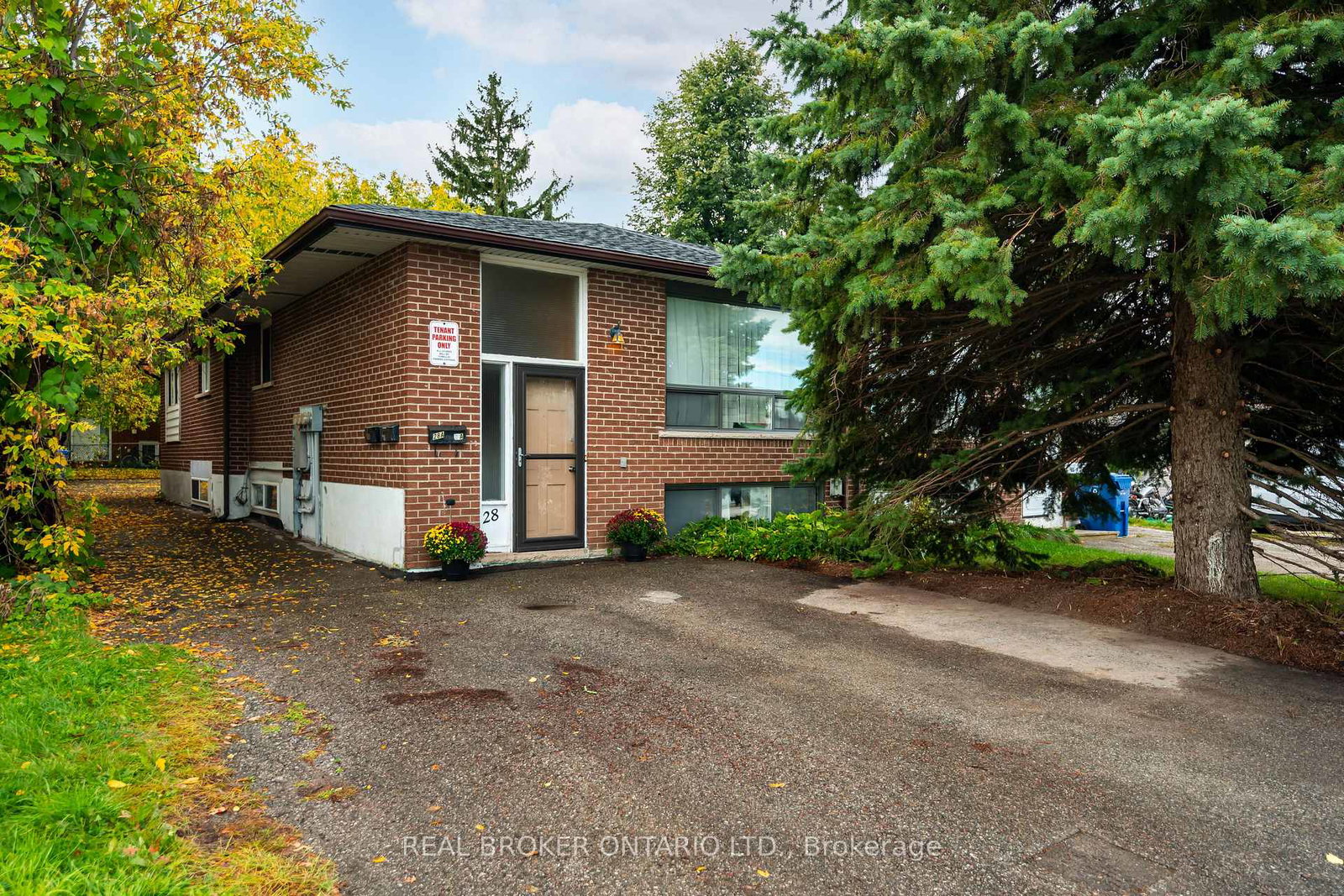 28-hillside-drive-orangeville-ontario-w13860450