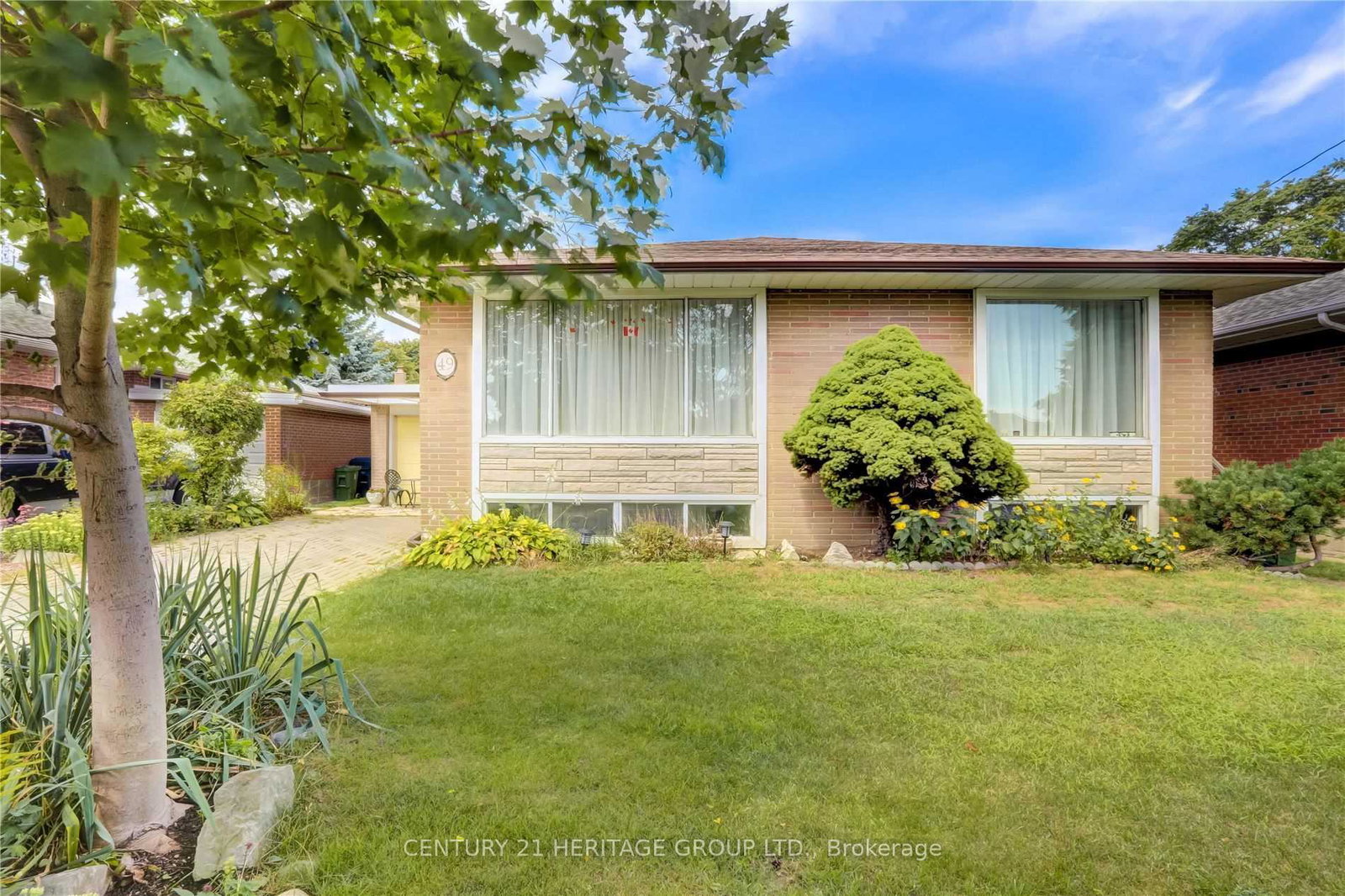 49-larstone-avenue-toronto-etobicoke-ontario-w13860492