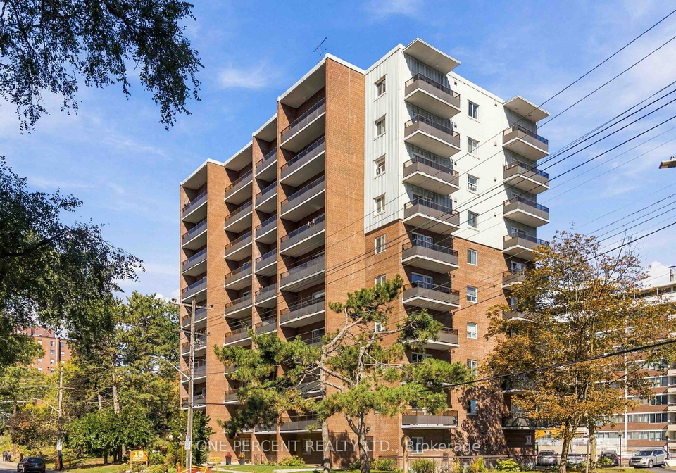 15-elizabeth-street-n-mississauga-ontario-w13860496