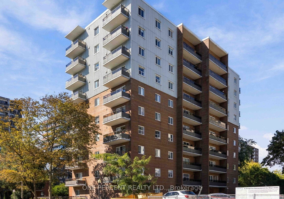 15-elizabeth-street-n-mississauga-ontario-w13860496