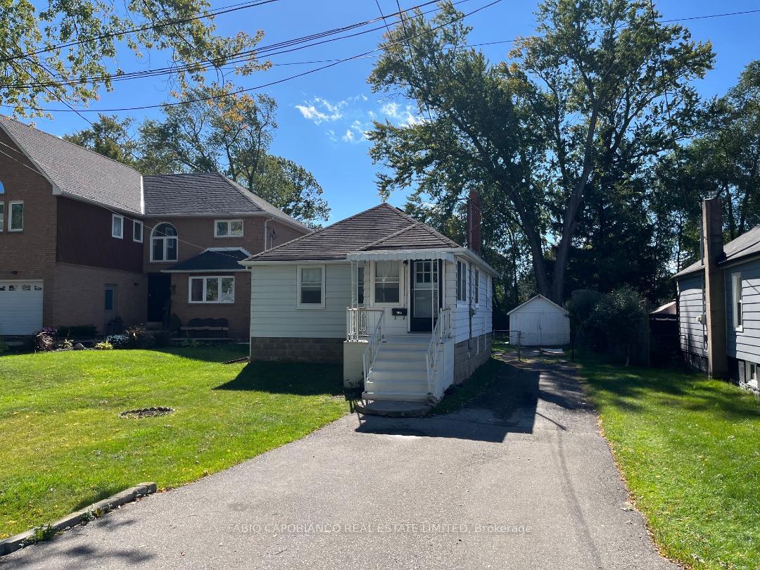 906-beechwood-avenue-mississauga-ontario-w13860694