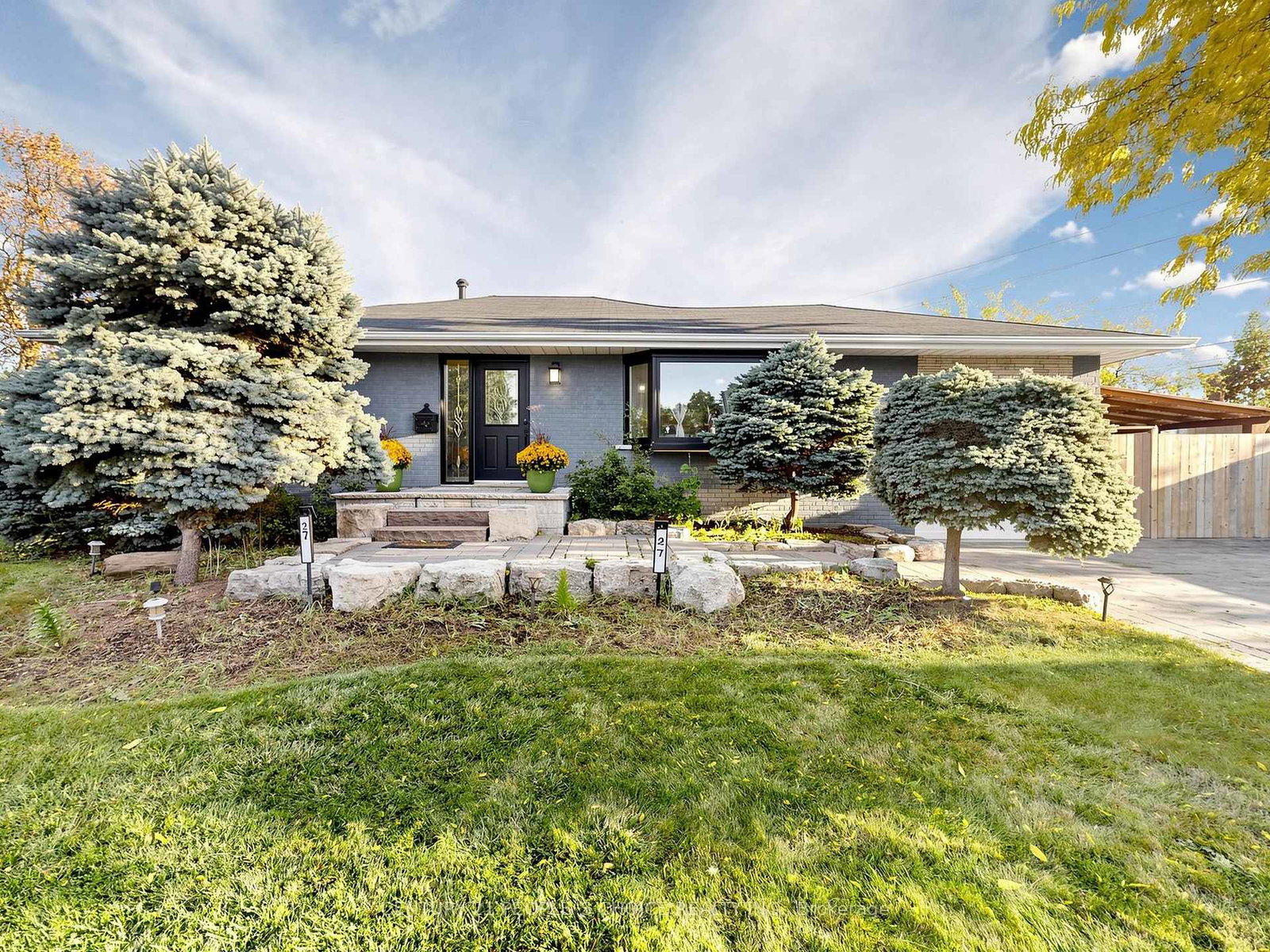 27-matlock-avenue-mississauga-ontario-w13860916