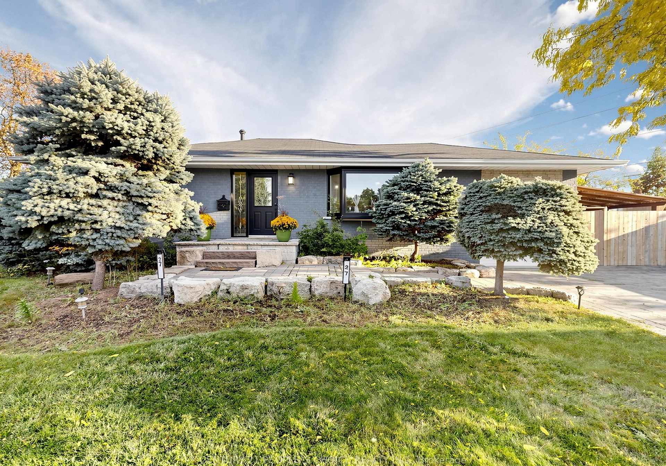 27-matlock-avenue-mississauga-ontario-w13860916
