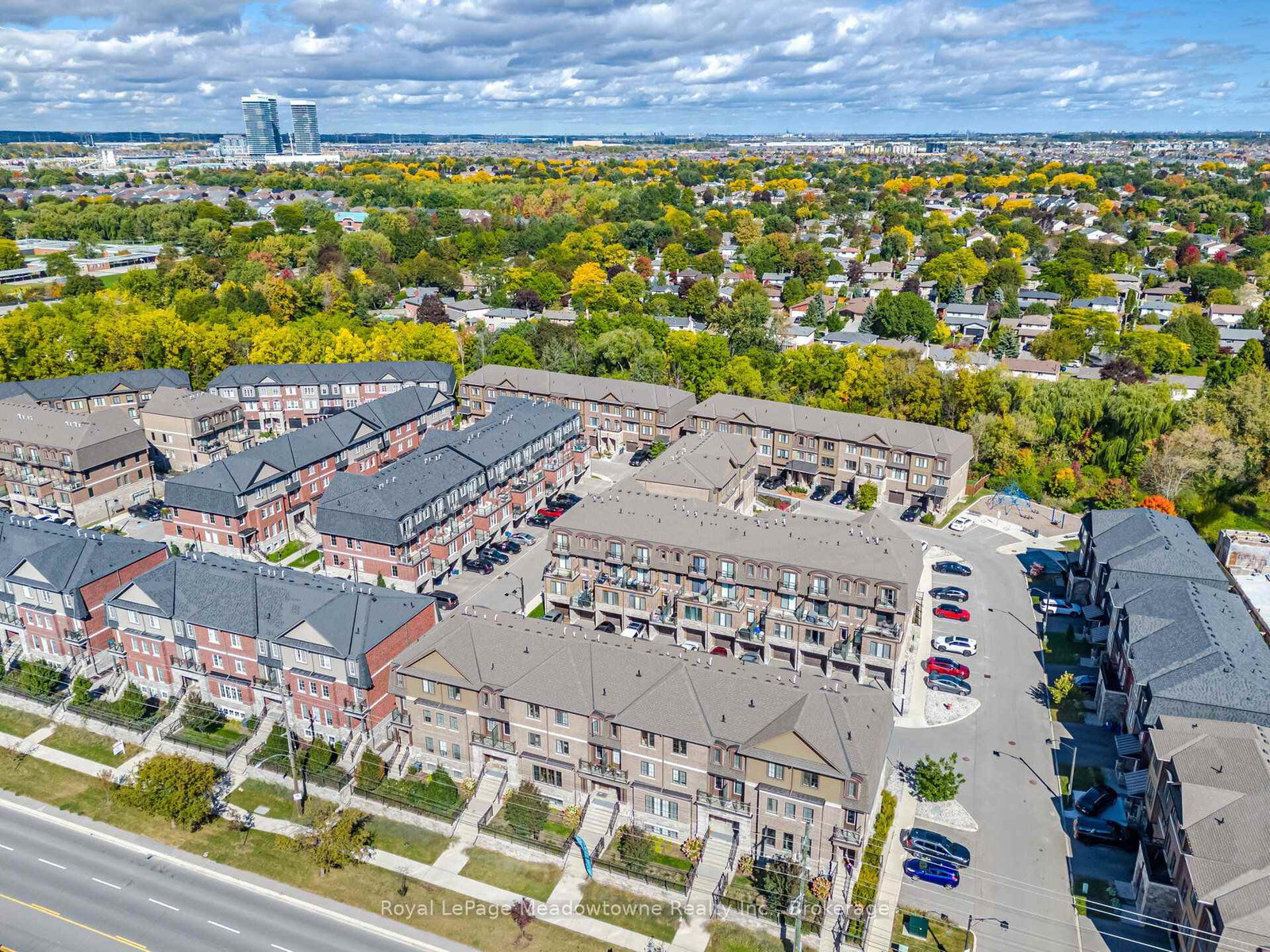445-ontario-street-s-milton-ontario-w13860956
