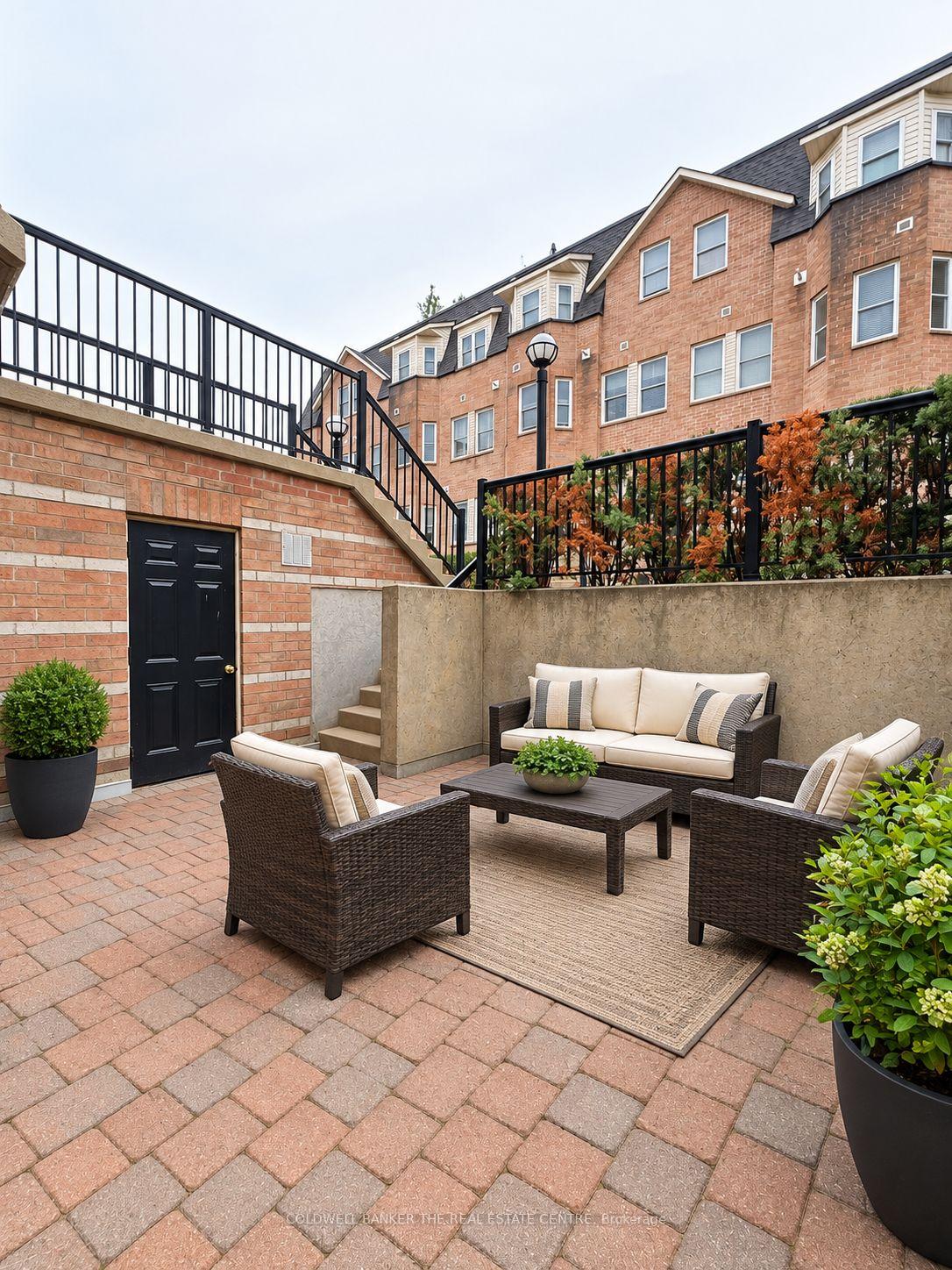 760-lawrence-avenue-w-toronto-north-york-ontario-w13861384