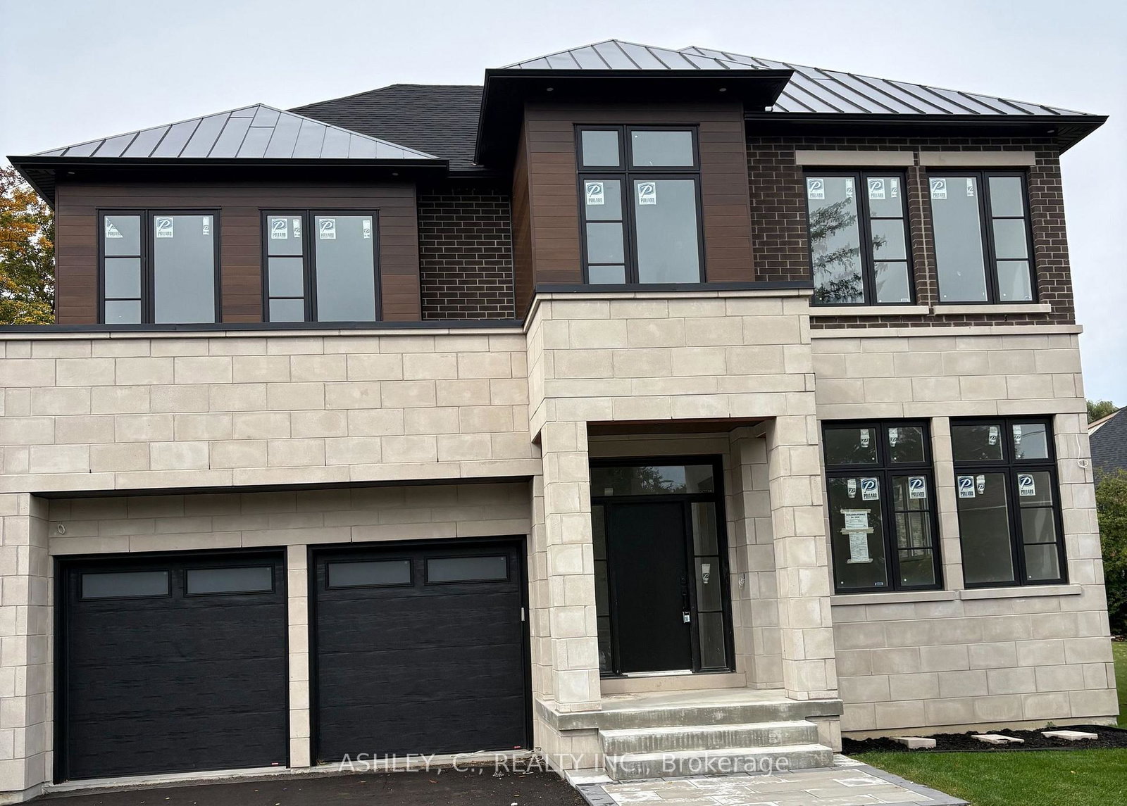 2574-sharon-crescent-mississauga-ontario-w13861752