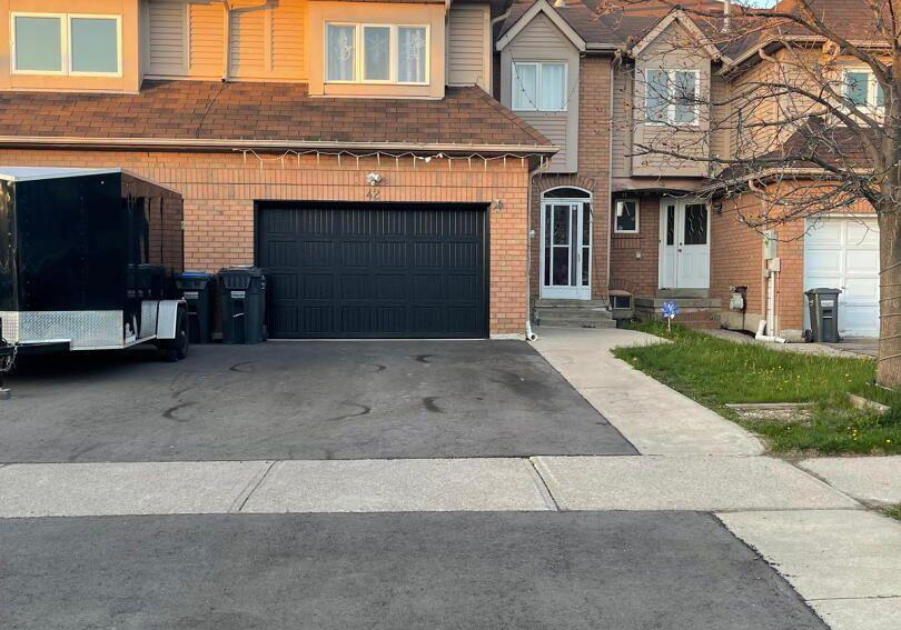 42-wooliston-crescent-brampton-ontario-w13862090