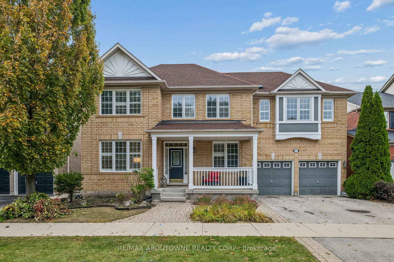 2163-blackforest-crescent-oakville-ontario-w13862102
