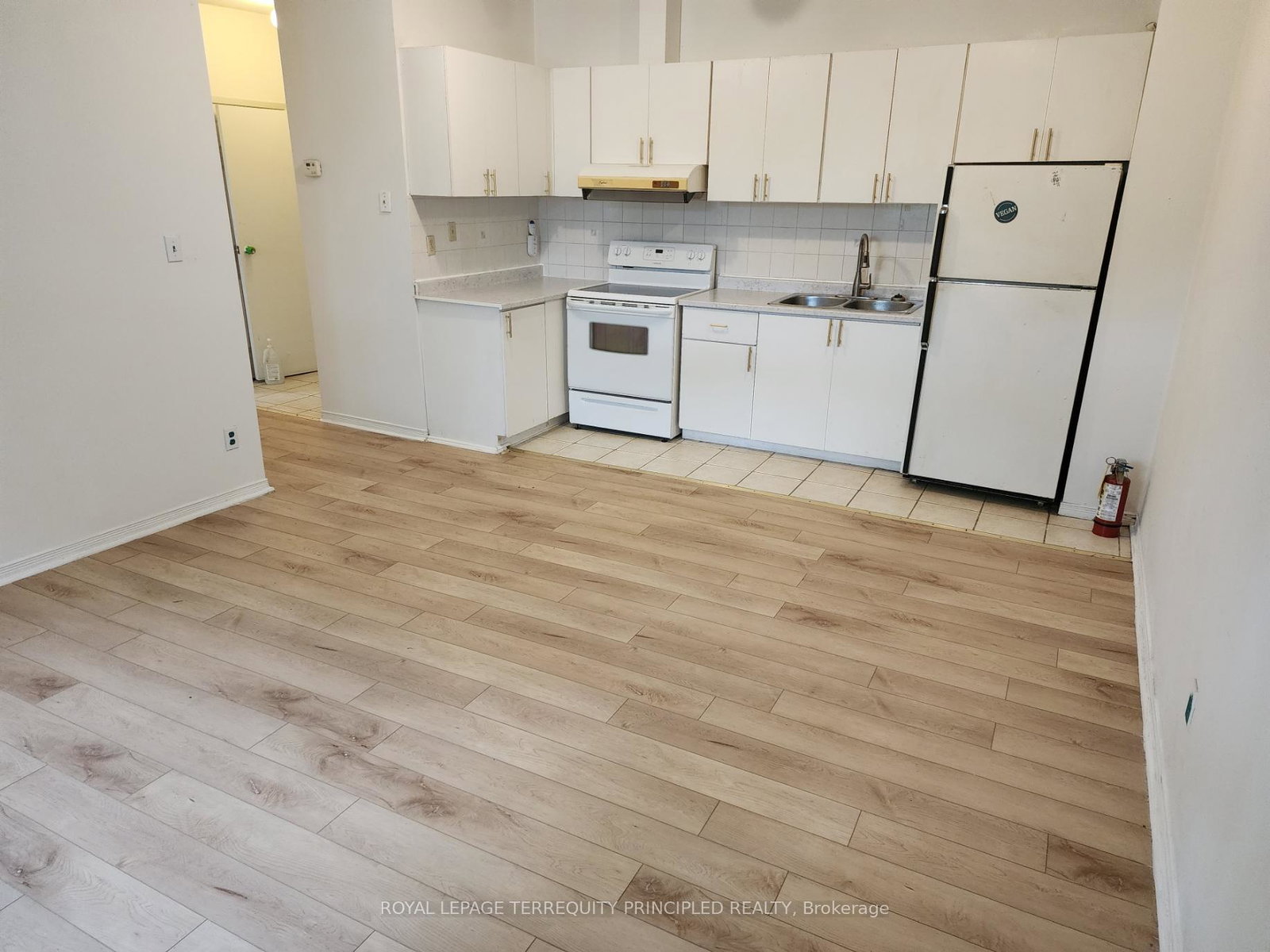 1400-queen-street-w-toronto-toronto-ontario-w13862228